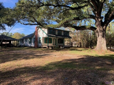 Home For Sale In Clinton, Louisiana