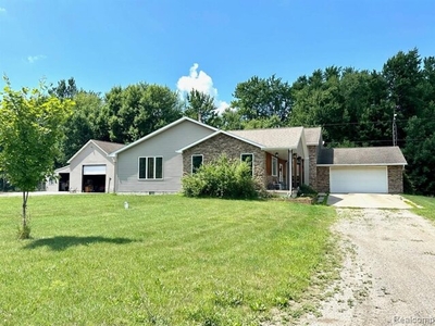 Home For Sale In Gaines, Michigan