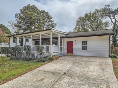 Home For Sale In Morrow, Georgia