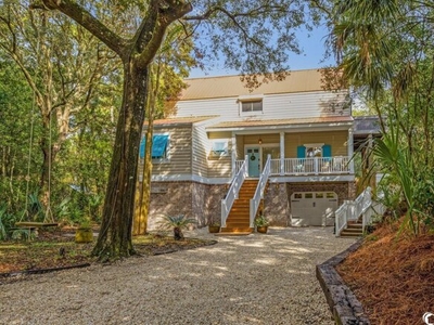 Home For Sale In Pawleys Island, South Carolina