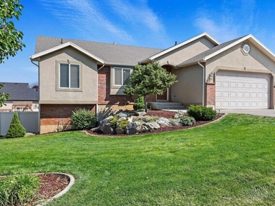 Home For Sale In Perry, Utah