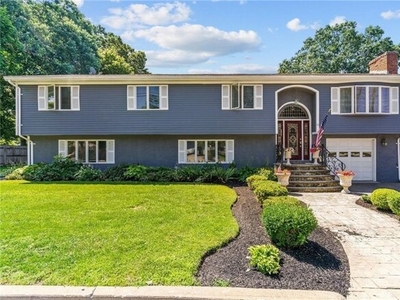 Home For Sale In Bristol, Rhode Island