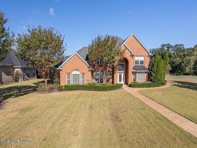 5 bedroom, Southaven MS 38672