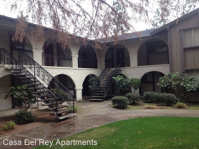 526 E. Barstow, Fresno, CA 93710 - Apartment for Rent