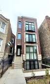 849 N Rockwell St #2, Chicago, IL 60622