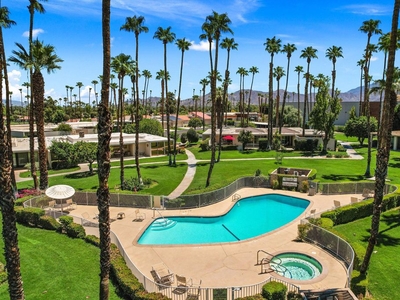2 bedroom luxury Apartment for sale in Rancho Mirage, California