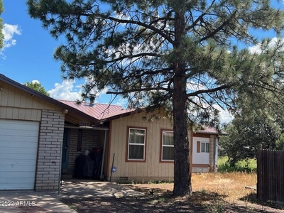 Home For Sale In Lakeside, Arizona