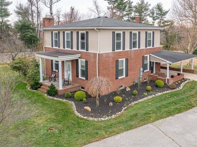 Home For Sale In Swedesboro, New Jersey