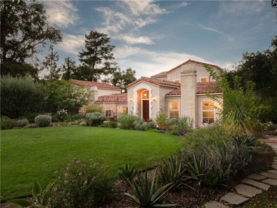Home For Sale In Topanga, California