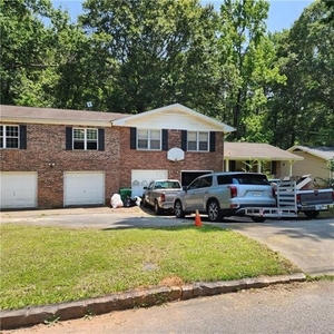 Home For Sale In Tucker, Georgia