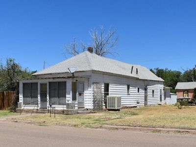 Home For Sale In Tucumcari, New Mexico