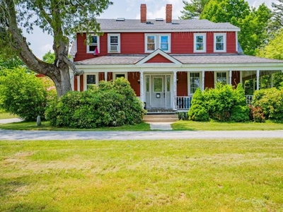 Home For Sale In Brunswick, Maine