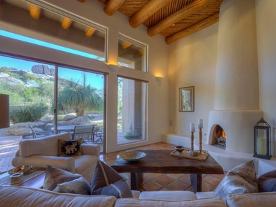 3 bedroom luxury Detached House for sale in Scottsdale, Arizona