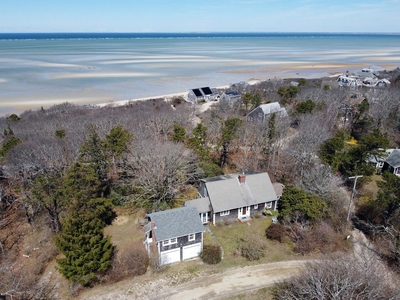 3 bedroom luxury Detached House for sale in Brewster, Massachusetts