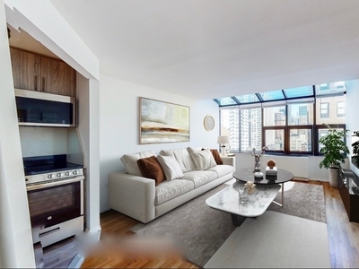 7th Ave & W 24th St, New York, NY, 10011 | 3 BR for rent, Loft rentals