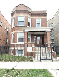 1522 N Springfield Ave FLOOR 2, Chicago, IL 60651