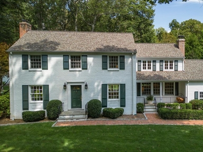 4 bedroom luxury Detached House for sale in New Canaan, Connecticut
