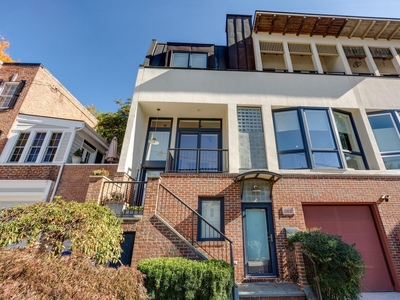 4 bedroom luxury Semidetached House for sale in Washington, District of Columbia