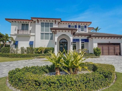 5 bedroom luxury Villa for sale in Palm Beach Shores, Florida