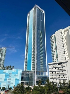 6 room luxury Flat for sale in Miami, United States