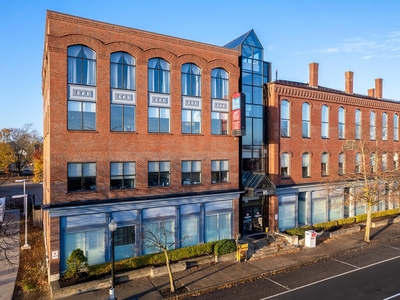 95 S Main St, Rochester, NH 03867 - Office for Sale