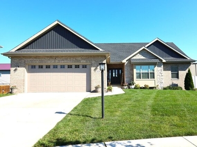 Home For Sale In Schererville, Indiana