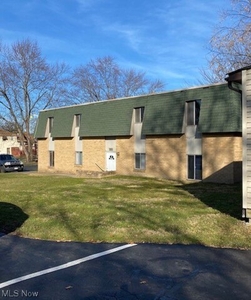 Flat For Rent In Niles, Ohio