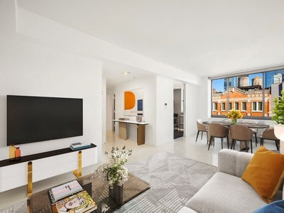 Flat For Sale In New York, New York