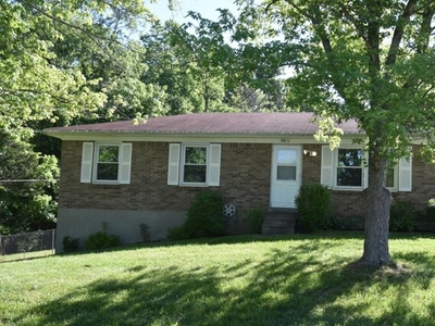Home For Rent In Crestwood, Kentucky
