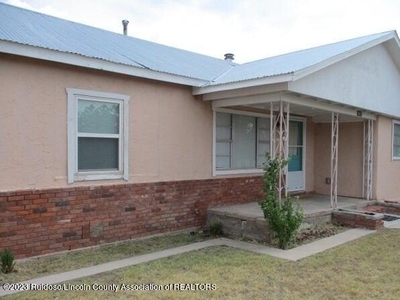 Home For Sale In Carrizozo, New Mexico