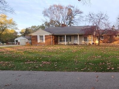 Home For Sale In Fenton, Michigan