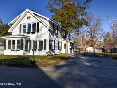 Home For Sale In Lake George, New York