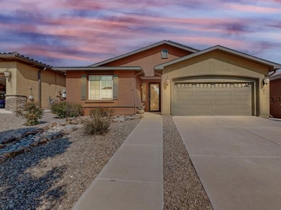 Home For Sale In Los Lunas, New Mexico