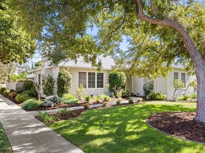 Home For Sale In Pasadena, California