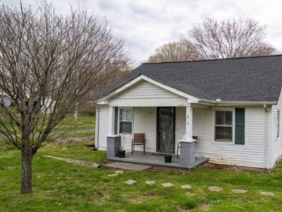 Home For Sale In Portland, Tennessee