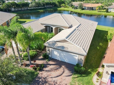 Home For Sale In Wimauma, Florida
