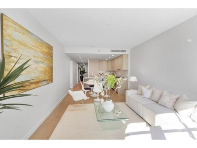Luxury Apartment for sale in Queensbridge Houses, United States