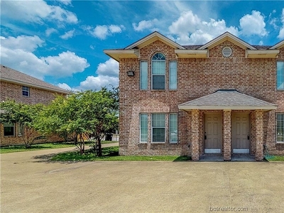 2316 Cornell Dr, College Station, TX 77840