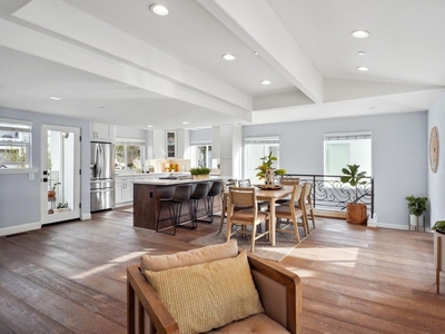 4 bedroom luxury Townhouse for sale in Hermosa Beach, California