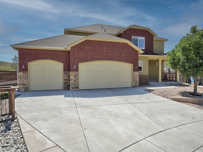 7127 Sungold Dr, Colorado Springs, CO 80923