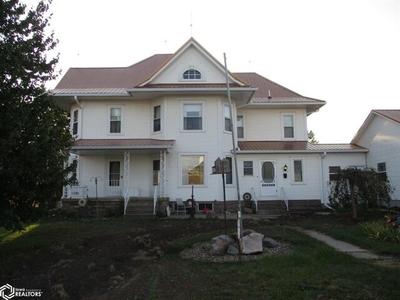 Home For Sale In Clutier, Iowa