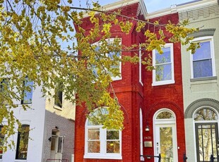 4 bedroom luxury Townhouse for sale in Washington, District of Columbia