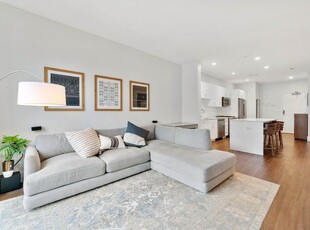 4 room luxury Apartment for sale in Boston, Massachusetts