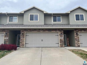 3 bedroom, Sioux Falls SD 57106
