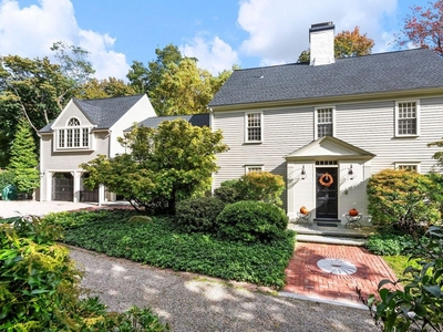 5 bedroom luxury Detached House for sale in Belmont, Massachusetts