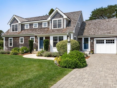 Luxury 3 bedroom Detached House for sale in Chatham, Massachusetts