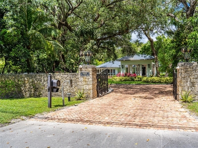 9400 Old Cutler Rd, Coral Gables, FL, 33156 | Nest Seekers