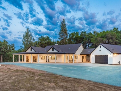 Luxury House for sale in Somerset, United States