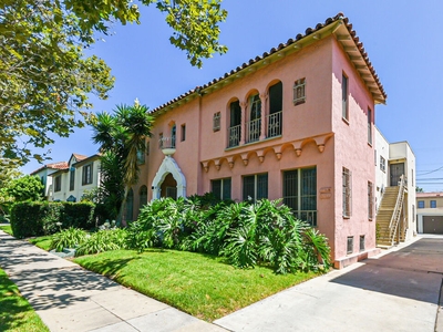242 S Sycamore Ave, Los Angeles, CA, 90036 | 7 BR for sale, sales