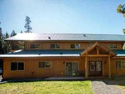 Central Oregon Winter getaway Group Vacation Home for 6-22 people for Sale in East Lake, Oregon Classified